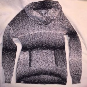 Bench Black and White ombré sweater size small